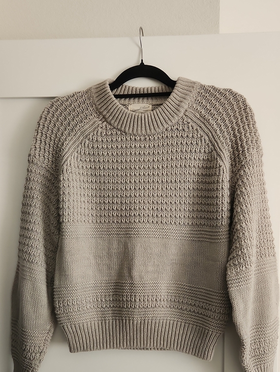 Universal Thread Sweaters - Women's Textured Crewneck Sweater - Stone